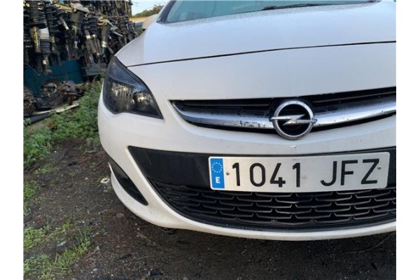 Recambio de paragolpes delantero para opel astra j berlina 5p 1.6 selective referencia OEM IAM 13264403 13348047 