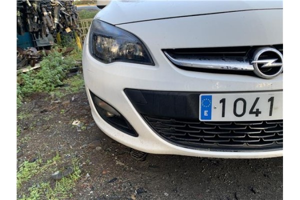 Recambio de paragolpes delantero para opel astra j berlina 5p 1.6 selective referencia OEM IAM 13264403 13348047 