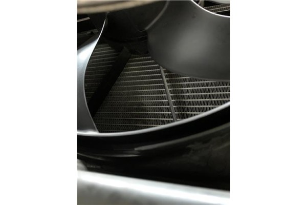 Recambio de radiador para opel astra j berlina 5p 1.6 selective referencia OEM IAM 13393983 39074655 