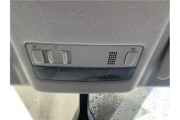 Recambio de luz delantero central techo para seat ibiza (kj1) 1.0 style referencia OEM IAM 3B0947105C  