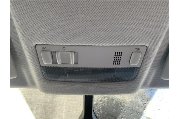 Recambio de luz delantero central techo para seat ibiza (kj1) 1.0 style referencia OEM IAM 3B0947105C  