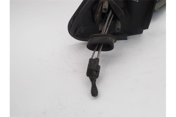 Recambio de retrovisor derecho para peugeot 405 berlina referencia OEM IAM   