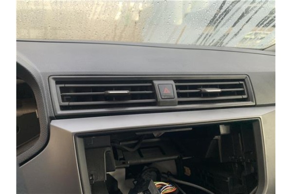 Recambio de rejilla entrada de aire para seat ibiza (kj1) 1.0 style referencia OEM IAM 6F0819110H  