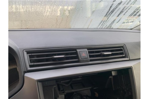 Recambio de rejilla entrada de aire para seat ibiza (kj1) 1.0 style referencia OEM IAM 6F0819110H  