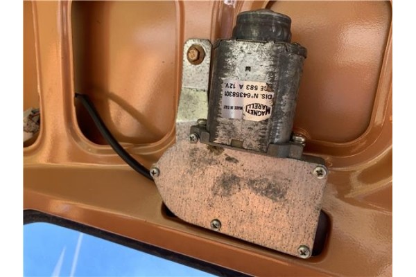 Recambio de motor limpiaparabrisas trasero para seat ritmo (138) 1.2 referencia OEM IAM 64358301  