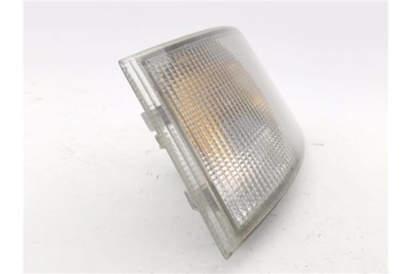 Recambio de intermitente delantero izquierdo para peugeot boxer furgón (230l) 2.5 d referencia OEM IAM 35710716 35710747 