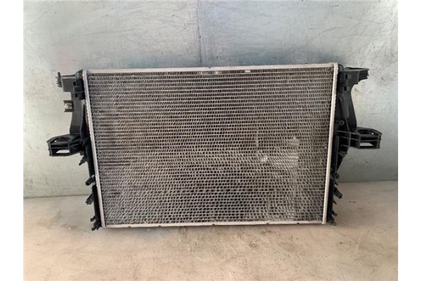 Recambio de radiador para iveco daily chasis 2.3 referencia OEM IAM 5801264635 503612269 