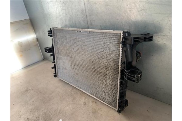 Recambio de radiador para iveco daily chasis 2.3 referencia OEM IAM 5801264635 503612269 