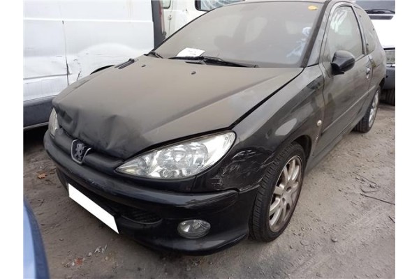 peugeot 206 berlina (1998) del año 