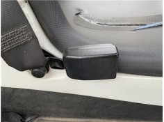 Recambio de anclaje cinturon delantero izquierdo para renault twizy eléctrico urban referencia OEM IAM 8200754526  
