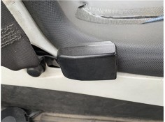 Recambio de anclaje cinturon delantero izquierdo para renault twizy eléctrico urban referencia OEM IAM 8200754526  