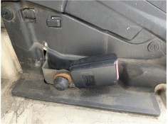 ANCLAJE CINTURON TRASERO CENTRAL 8200011828 