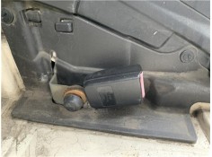 Recambio de anclaje cinturon trasero central para renault twizy eléctrico urban referencia OEM IAM 8200011828  