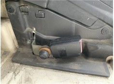 Recambio de anclaje cinturon trasero central para renault twizy eléctrico urban referencia OEM IAM 8200011828  