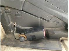 Recambio de anclaje cinturon trasero central para renault twizy eléctrico urban referencia OEM IAM 8200011828  