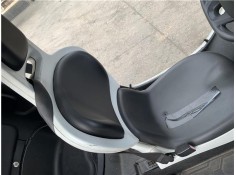 Recambio de asiento delantero izquierdo para renault twizy eléctrico urban referencia OEM IAM 876403111R  