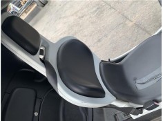 Recambio de asiento delantero izquierdo para renault twizy eléctrico urban referencia OEM IAM 876403111R  