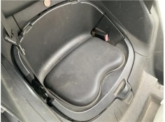 Recambio de asiento trasero central para renault twizy eléctrico urban referencia OEM IAM 883C52402R 883C56632R 