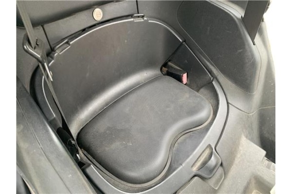 Recambio de asiento trasero central para renault twizy eléctrico urban referencia OEM IAM 883C52402R 883C56632R 