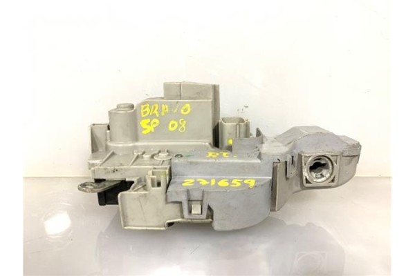 Recambio de cierre electromagnetico delantero izquierdo para fiat ii bravo (198) 1.9 d multijet referencia OEM IAM 151827956  