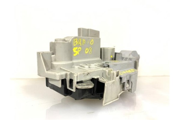 Recambio de cierre electromagnetico delantero izquierdo para fiat ii bravo (198) 1.9 d multijet referencia OEM IAM 151827956  