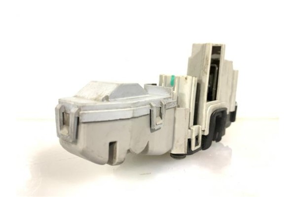 Recambio de cierre electromagnetico delantero izquierdo para fiat ii bravo (198) 1.9 d multijet referencia OEM IAM 151827956  