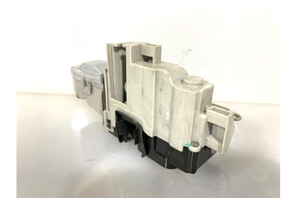 Recambio de cierre electromagnetico delantero izquierdo para fiat ii bravo (198) 1.9 d multijet referencia OEM IAM 151827956  