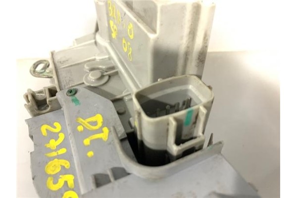 Recambio de cierre electromagnetico delantero izquierdo para fiat ii bravo (198) 1.9 d multijet referencia OEM IAM 151827956  