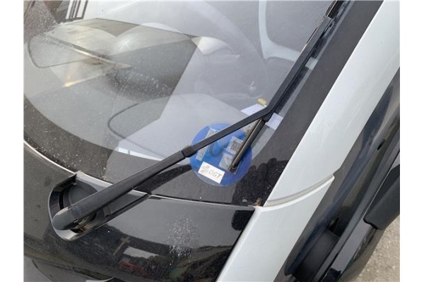 Recambio de brazo limpiaparabrisas delantero para renault twizy eléctrico urban referencia OEM IAM 288811045R  