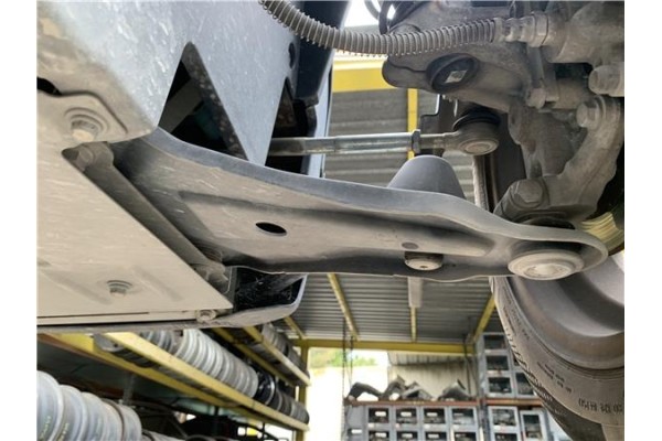 Recambio de brazo suspension delantero derecho para renault twizy eléctrico urban referencia OEM IAM 545045810R  