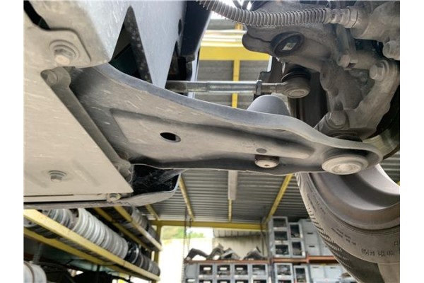 Recambio de brazo suspension delantero derecho para renault twizy eléctrico urban referencia OEM IAM 545045810R  