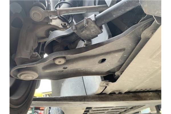 Recambio de brazo suspension delantero derecho para renault twizy eléctrico urban referencia OEM IAM 545045810R  