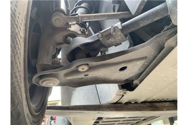 Recambio de brazo suspension delantero derecho para renault twizy eléctrico urban referencia OEM IAM 545045810R  