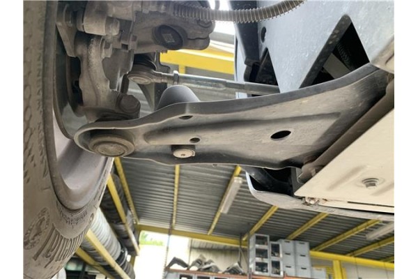 Recambio de brazo suspension delantero izquierdo para renault twizy eléctrico urban referencia OEM IAM 545045810R  