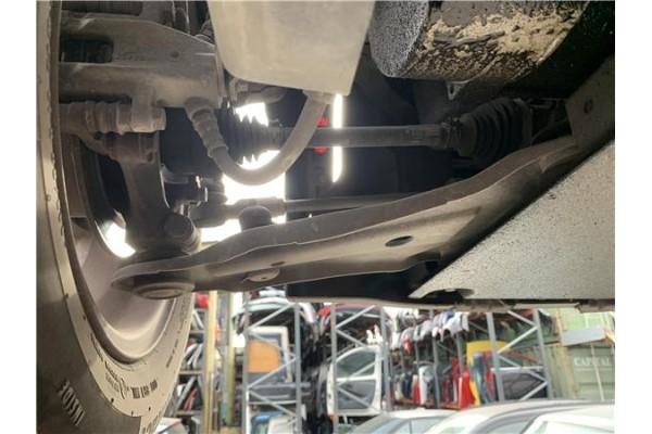 Recambio de brazo suspension trasero derecho para renault twizy eléctrico urban referencia OEM IAM 545045810R  