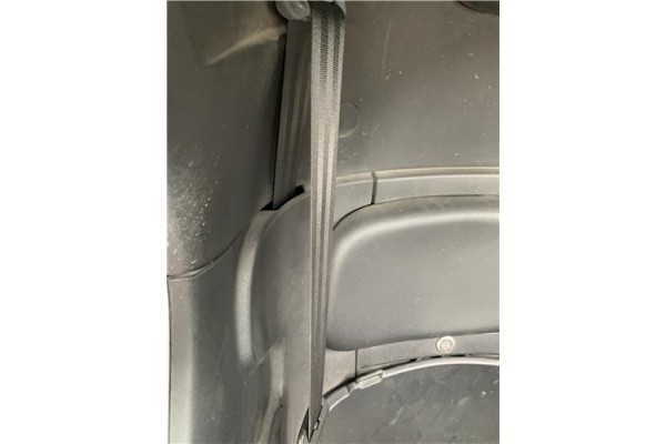 Recambio de cinturon seguridad trasero central para renault twizy eléctrico urban referencia OEM IAM 888500347R  