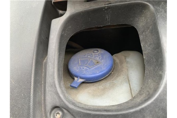 Recambio de deposito limpiaparabrisas para renault twizy eléctrico urban referencia OEM IAM 289101691R  