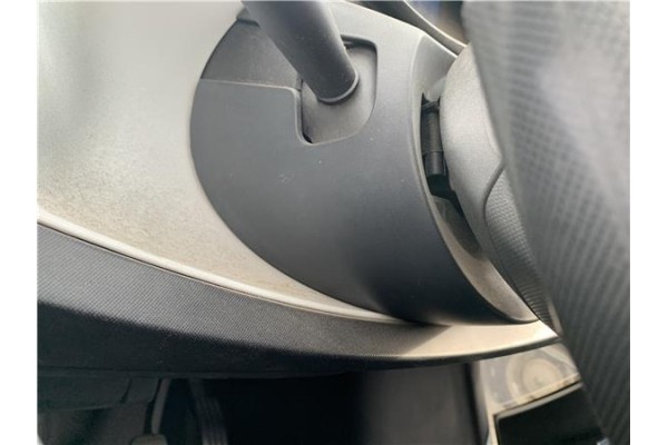 Recambio de embellecedor columna direccion para renault twizy eléctrico urban referencia OEM IAM 484709340R  