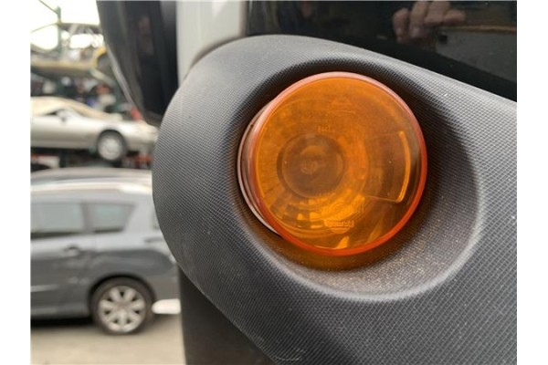 Recambio de intermitente delantero dcho para renault twizy eléctrico urban referencia OEM IAM 261306162R  