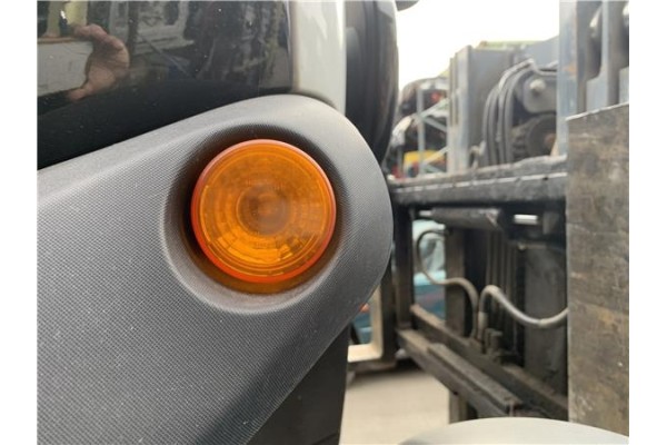 Recambio de intermitente delantero izquierdo para renault twizy eléctrico urban referencia OEM IAM 261306162R  