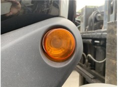 Recambio de intermitente delantero izquierdo para renault twizy eléctrico urban referencia OEM IAM 261306162R  