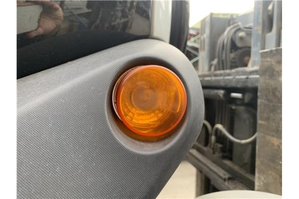 Recambio de intermitente delantero izquierdo para renault twizy eléctrico urban referencia OEM IAM 261306162R  