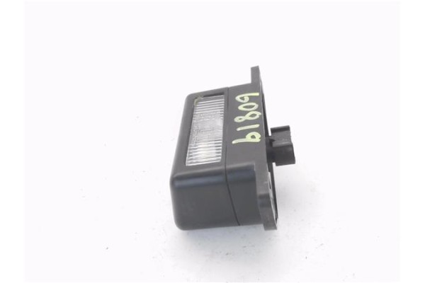 Recambio de piloto matricula para iveco daily chasis 2.3 referencia OEM IAM L00E130188 5,80E+09 