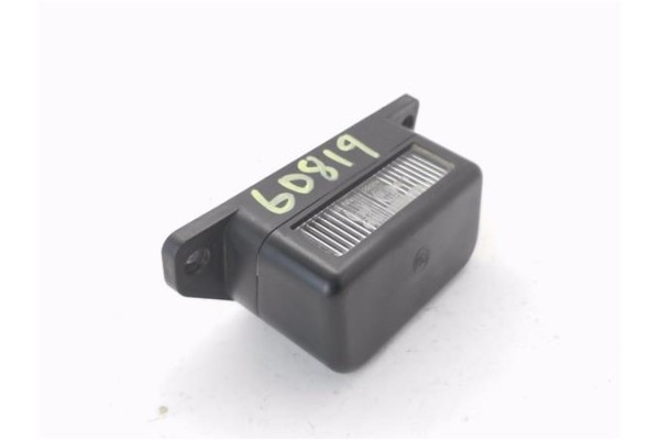 Recambio de piloto matricula para iveco daily chasis 2.3 referencia OEM IAM 00B002924 L00E130188 