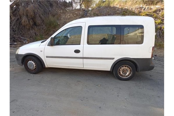 opel combo (corsa c) del año 2003