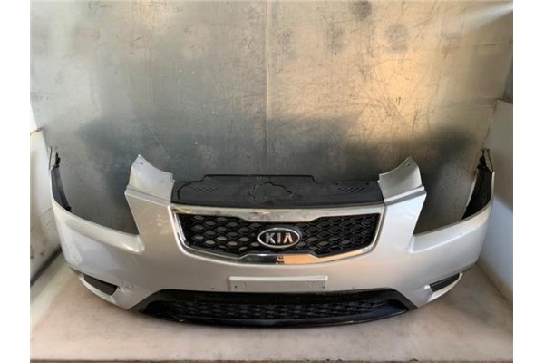 Recambio de paragolpes delantero para kia rio (jb) 1.4 16v referencia OEM IAM   
