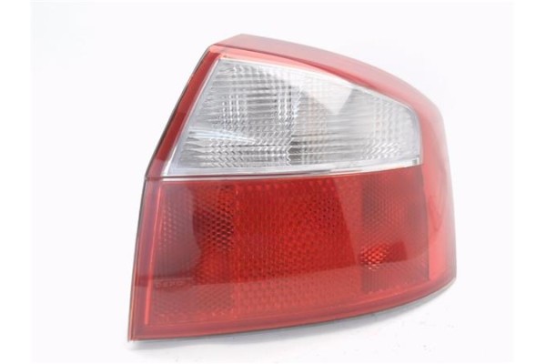 Recambio de piloto trasero derecho para audi a4 berlina (8e) 2.5 tdi (120kw) referencia OEM IAM 153948 014411964RR 