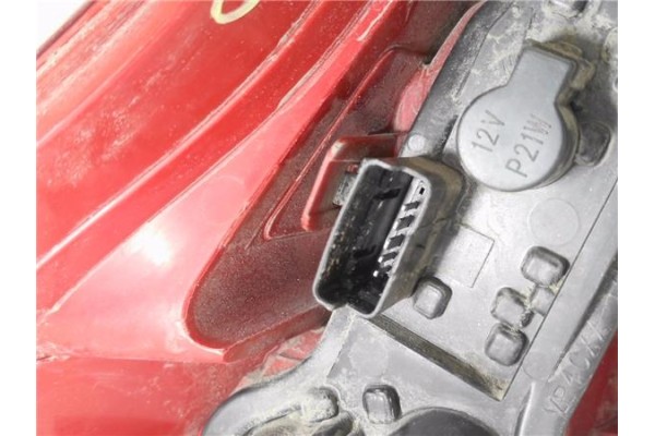 Recambio de piloto trasero derecho para citroen c4 coupe 1.6 16v referencia OEM IAM 9646801677 4CXX13440A 