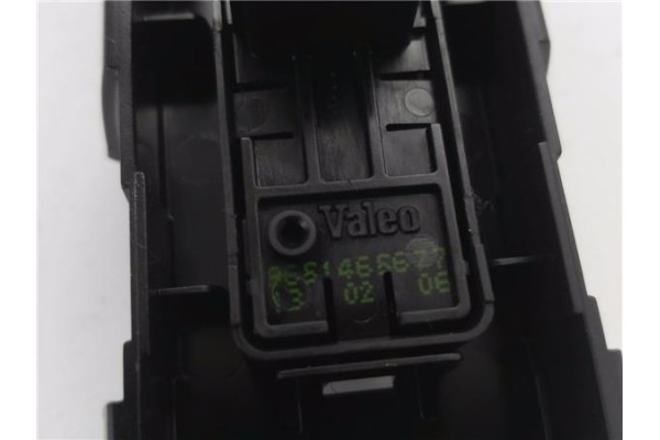 Recambio de mando elevalunas delantero derecho para citroen c4 coupe 1.6 16v referencia OEM IAM 9651465677  