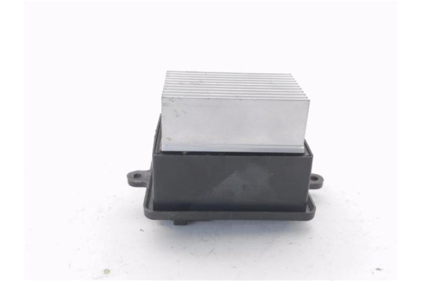 Recambio de resistencia calefaccion para iveco daily chasis 2.3 referencia OEM IAM MR0176008720  